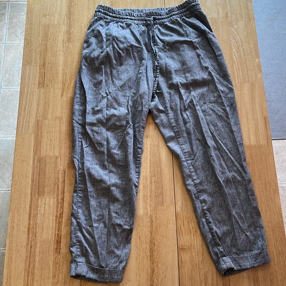MEC Women’s Hemp Capri Pants - Picture 1 of 10